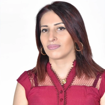 Նելլի, դաստիարահի օգնական