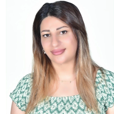 Շուշանիկ, դաստիարակ